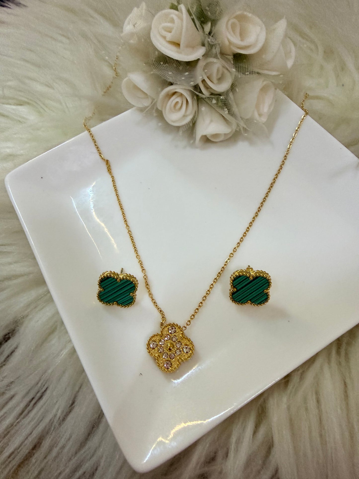 Four Leaf Clover Necklace and Earrings Set Green