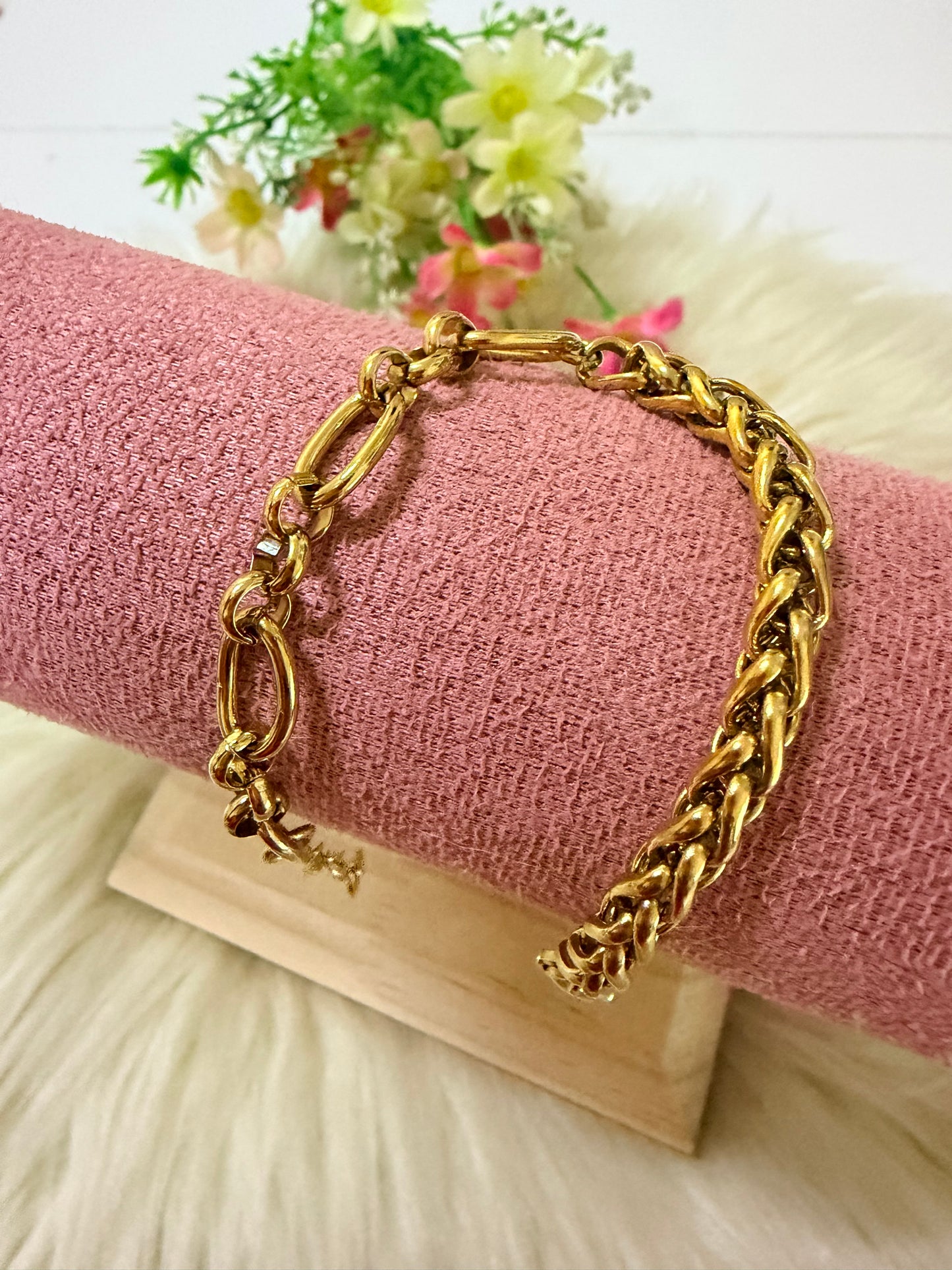 Moira Chain Bracelet