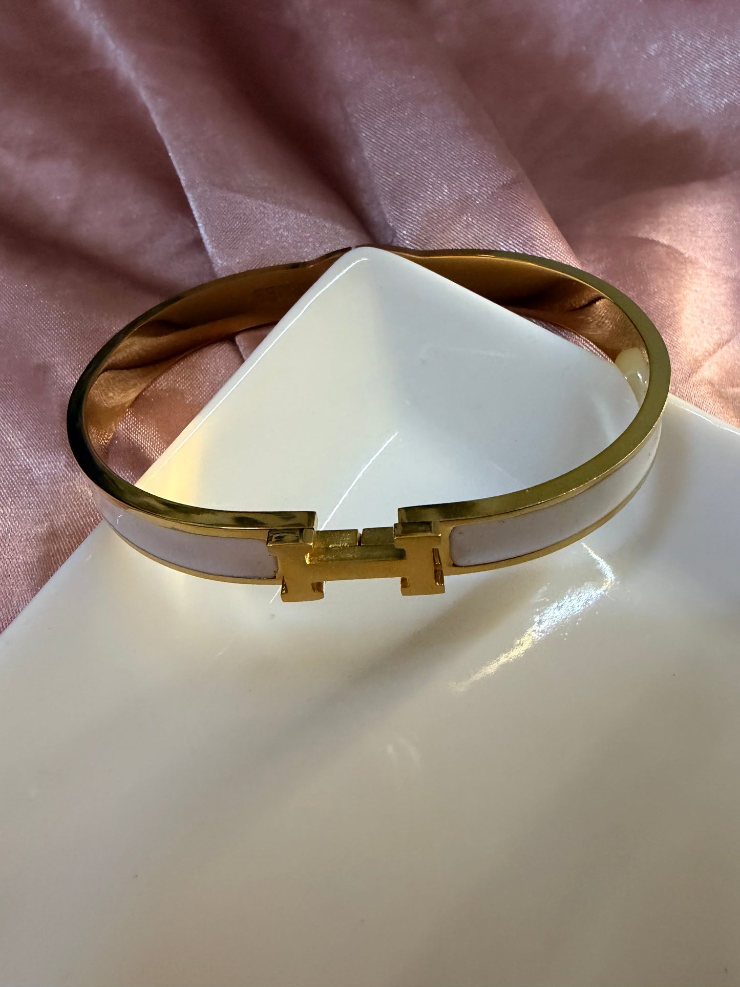 H White Enamel Bangle