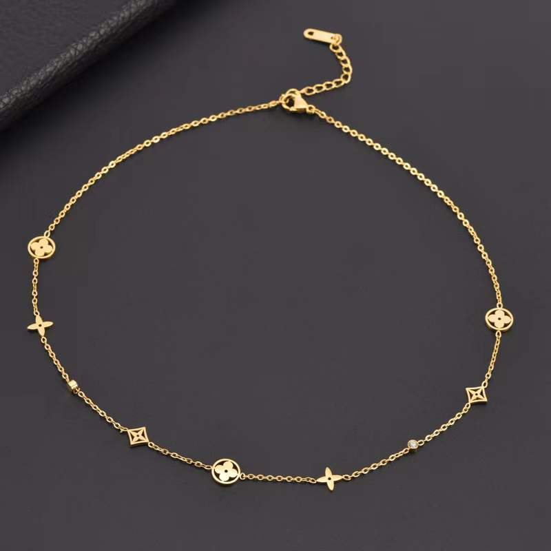 Sahra Necklace and Bracelet Set
