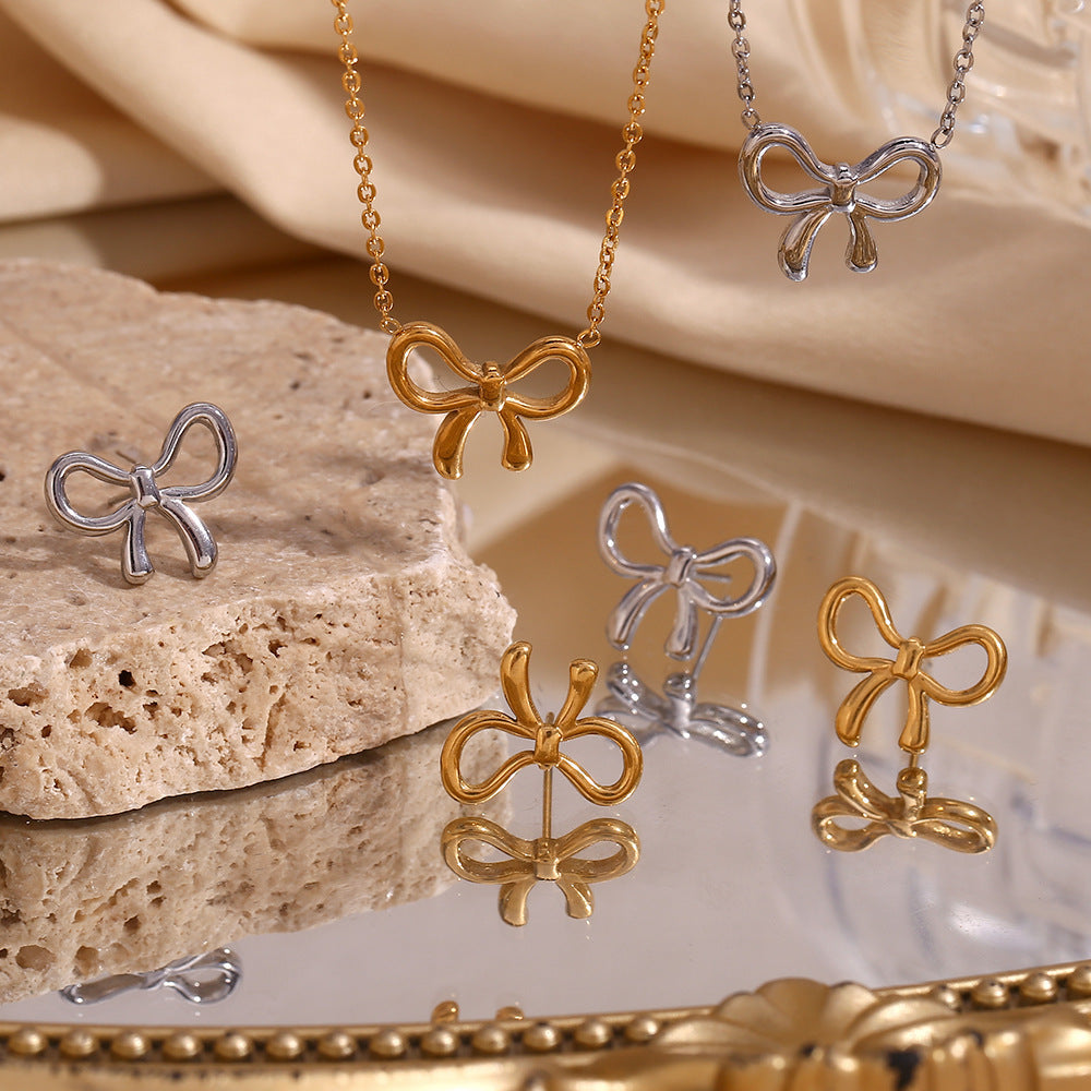 Raya Bow Necklace and Earrings Set