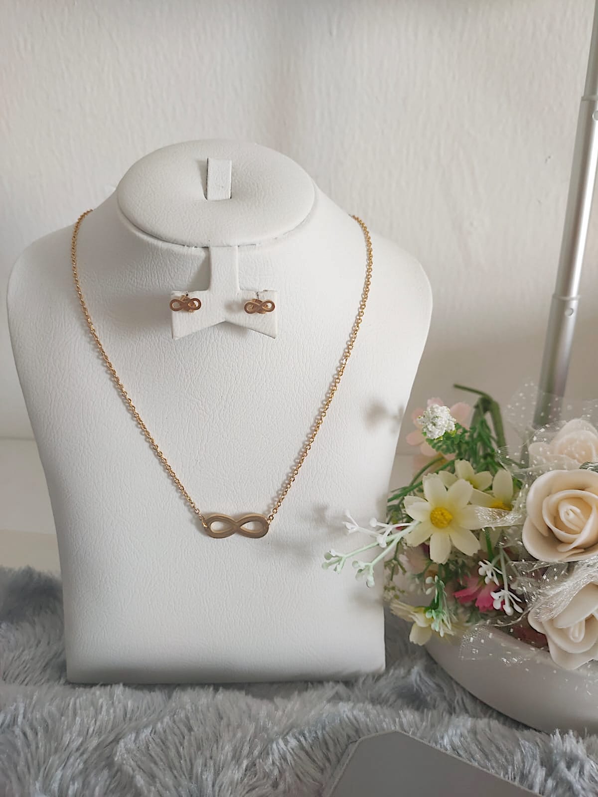 Infinity Necklace and Earrings set