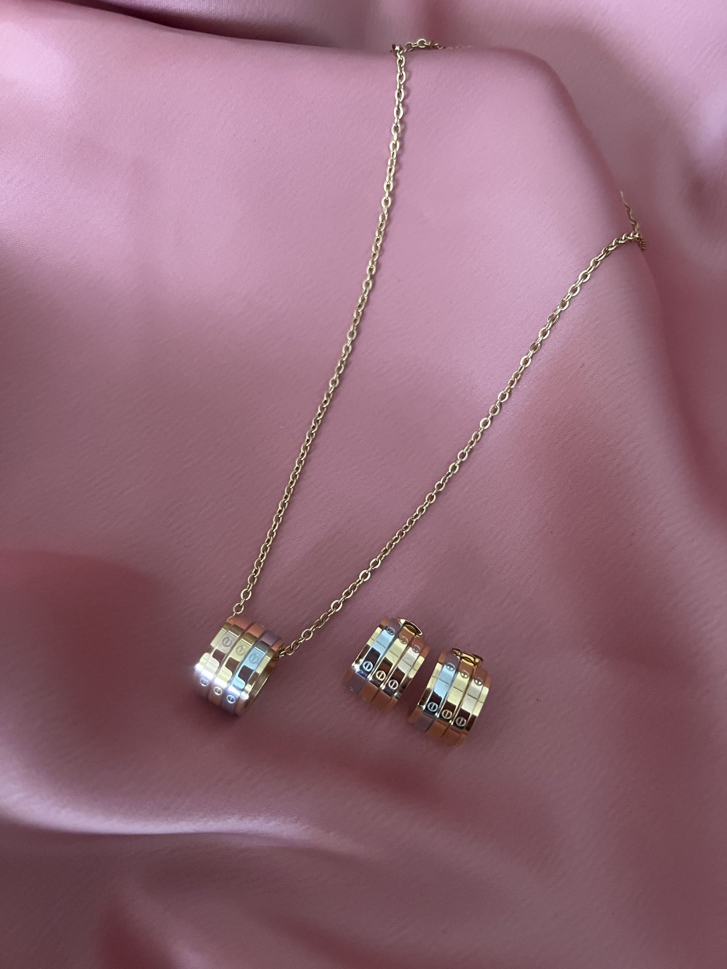 Tricolor Necklace and Earrings set