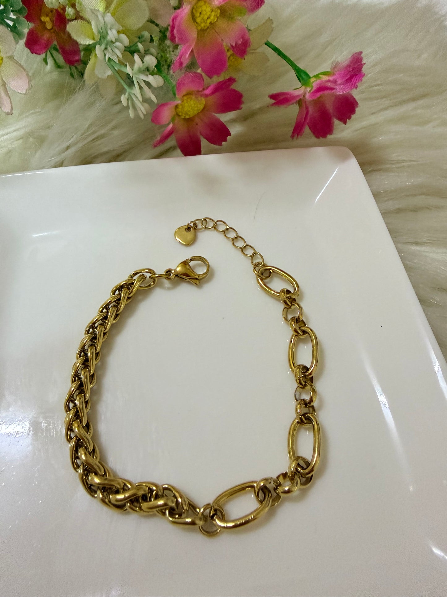 Moira Chain Bracelet