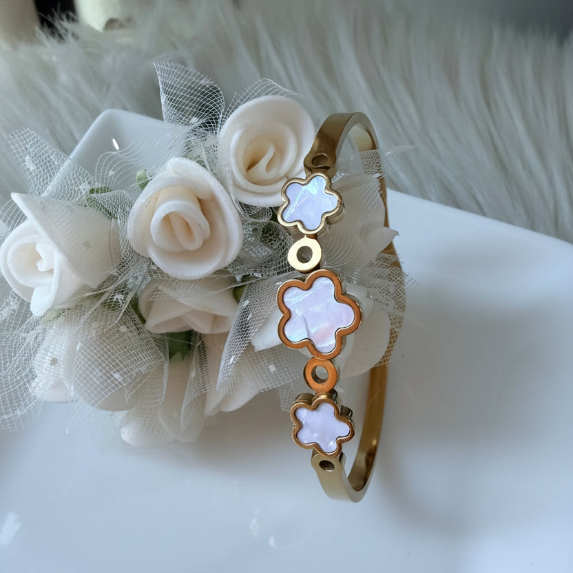 Four Leaf Clover Bangle