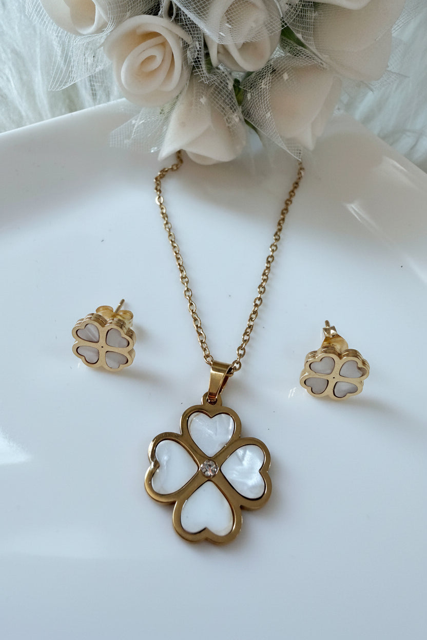 Lucky Clover Necklace and Earrings Set