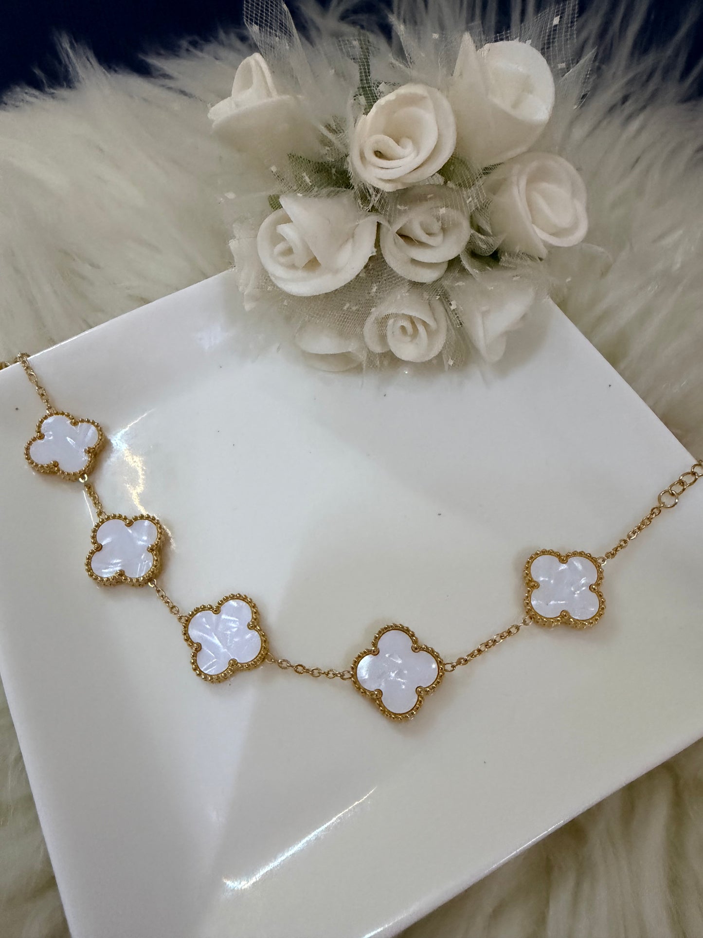 Four Leaf Clover Zirconia Bracelet White
