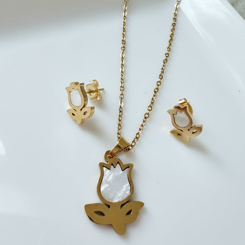 Tulip Necklace and Earrings Set