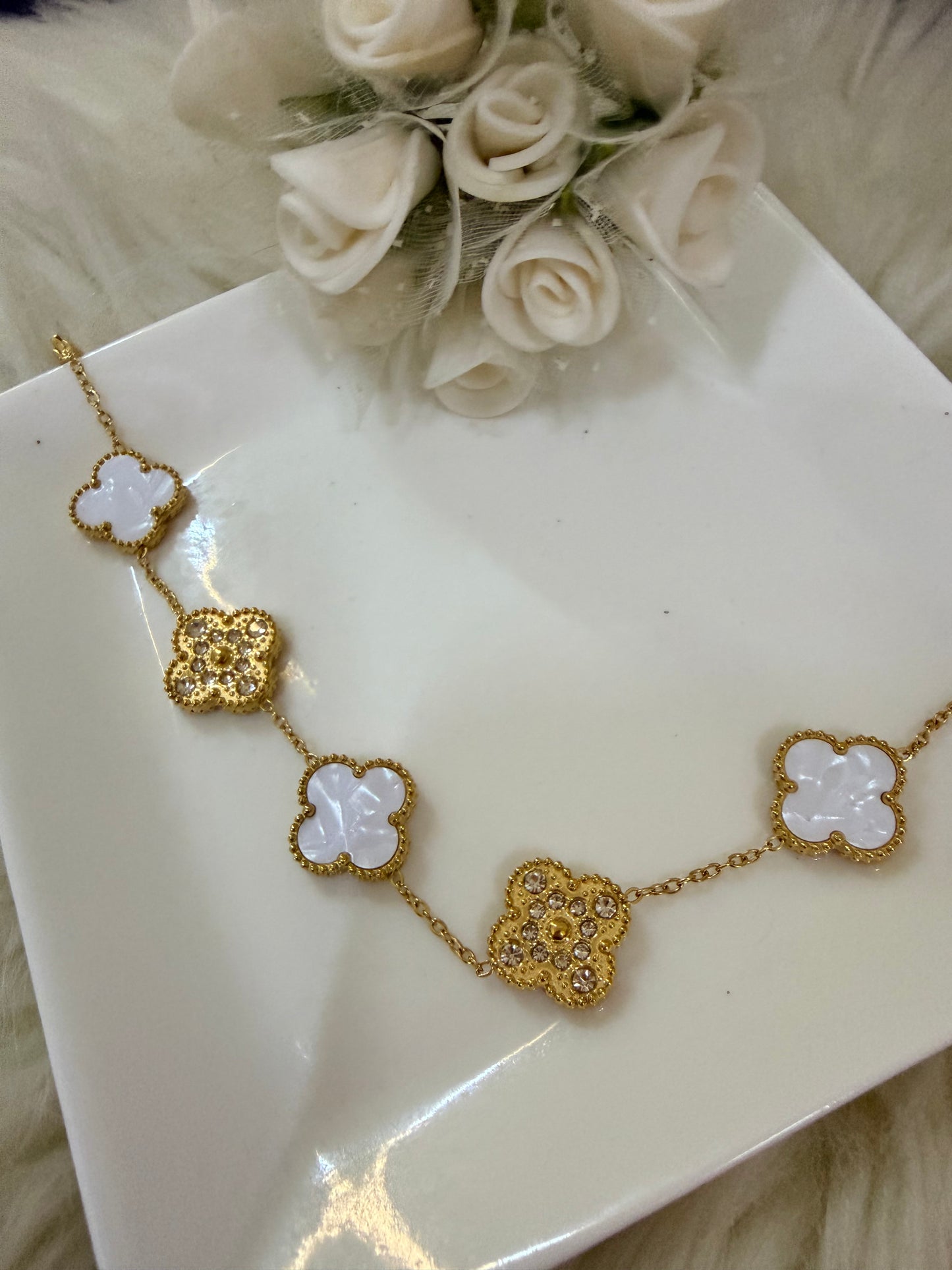 Four Leaf Clover Zirconia Bracelet White