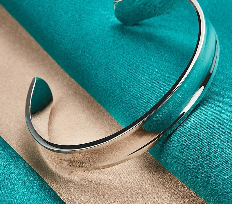 Phoebe 2 piece Bangle