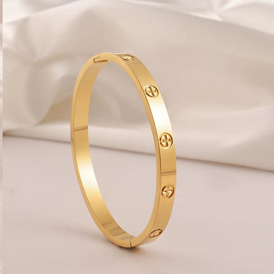 Forever Love Bangle