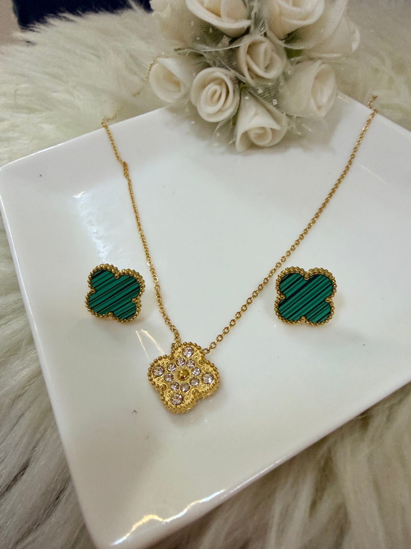 Four Leaf Clover Necklace and Earrings Set Green