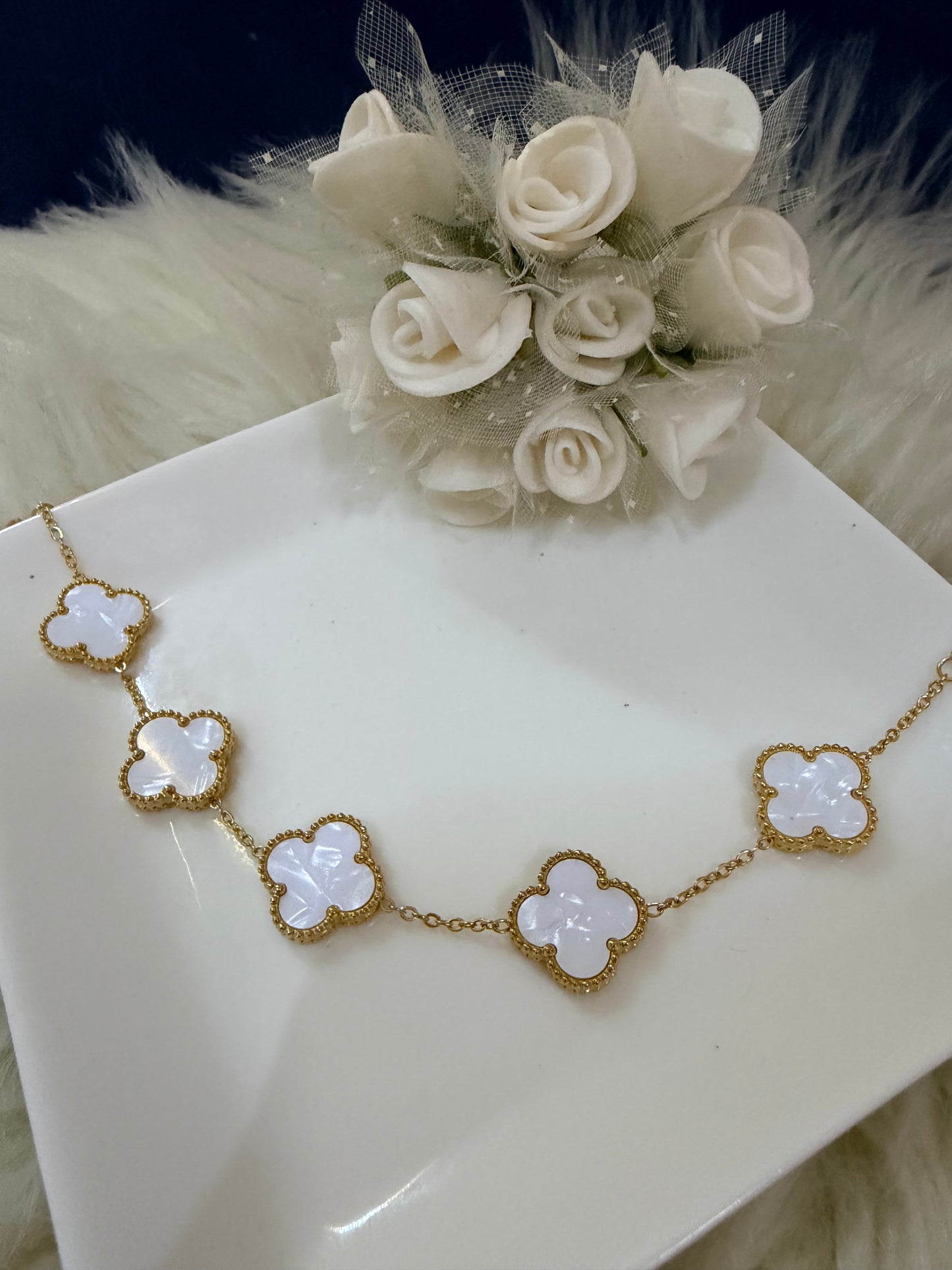 Four Leaf Clover Zirconia Bracelet White