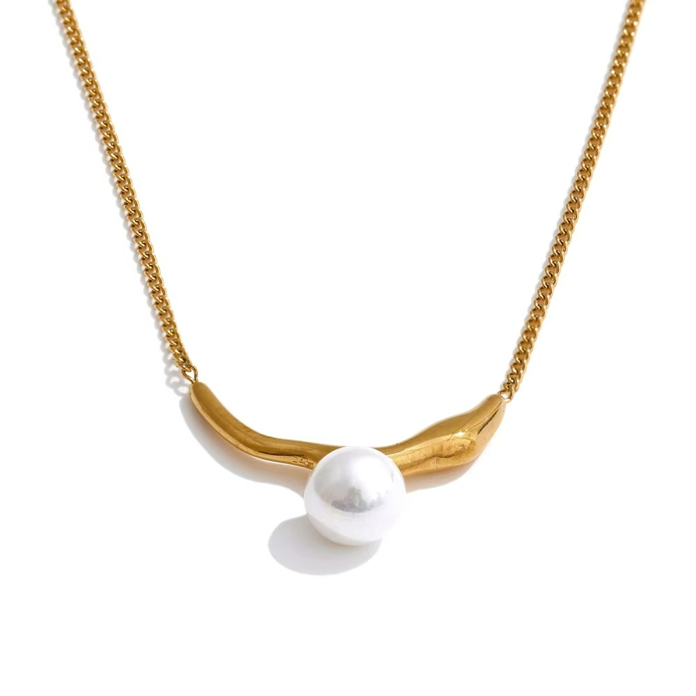Natural Pearl Pendant Necklace