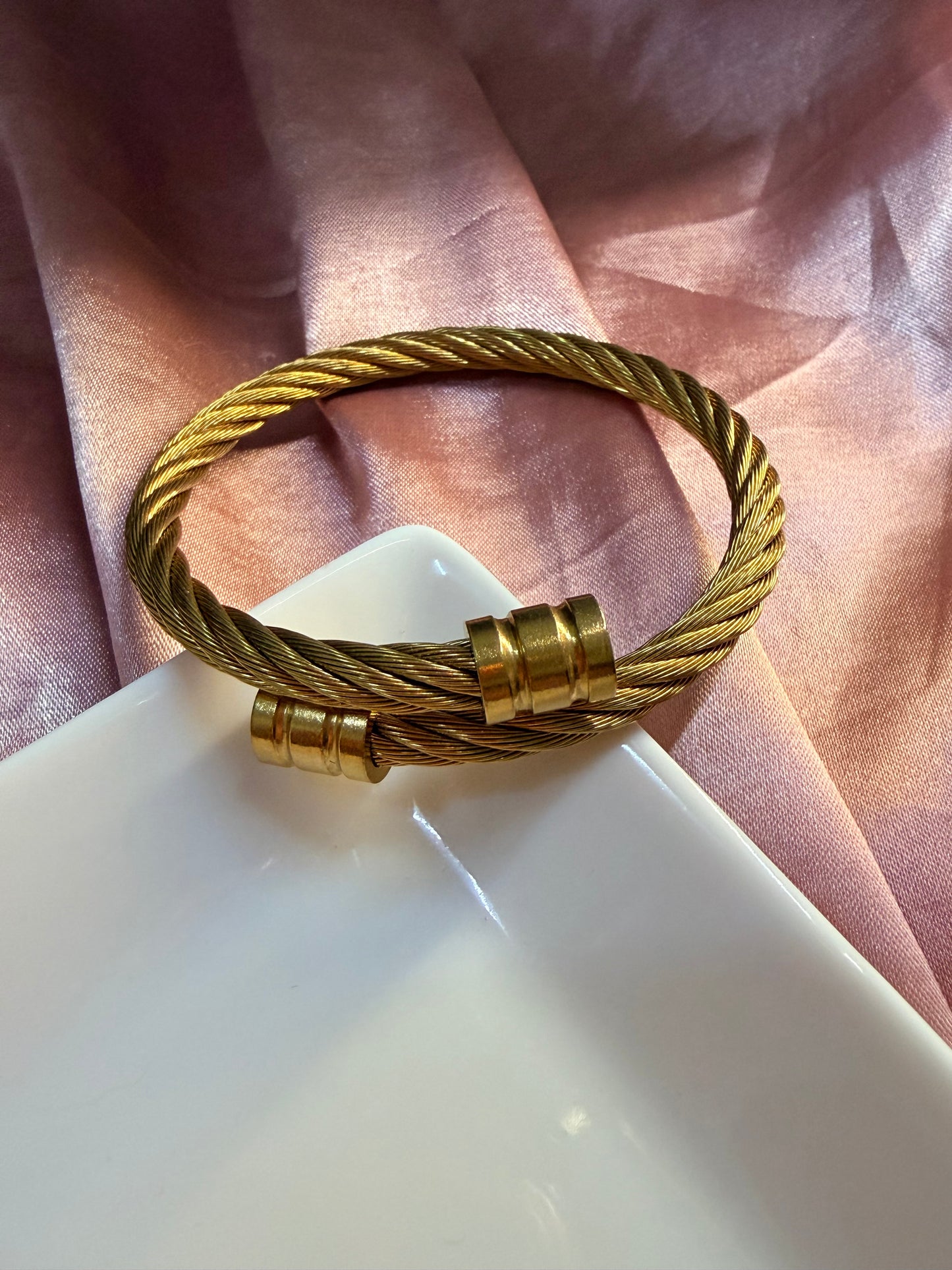 Charol Bangle