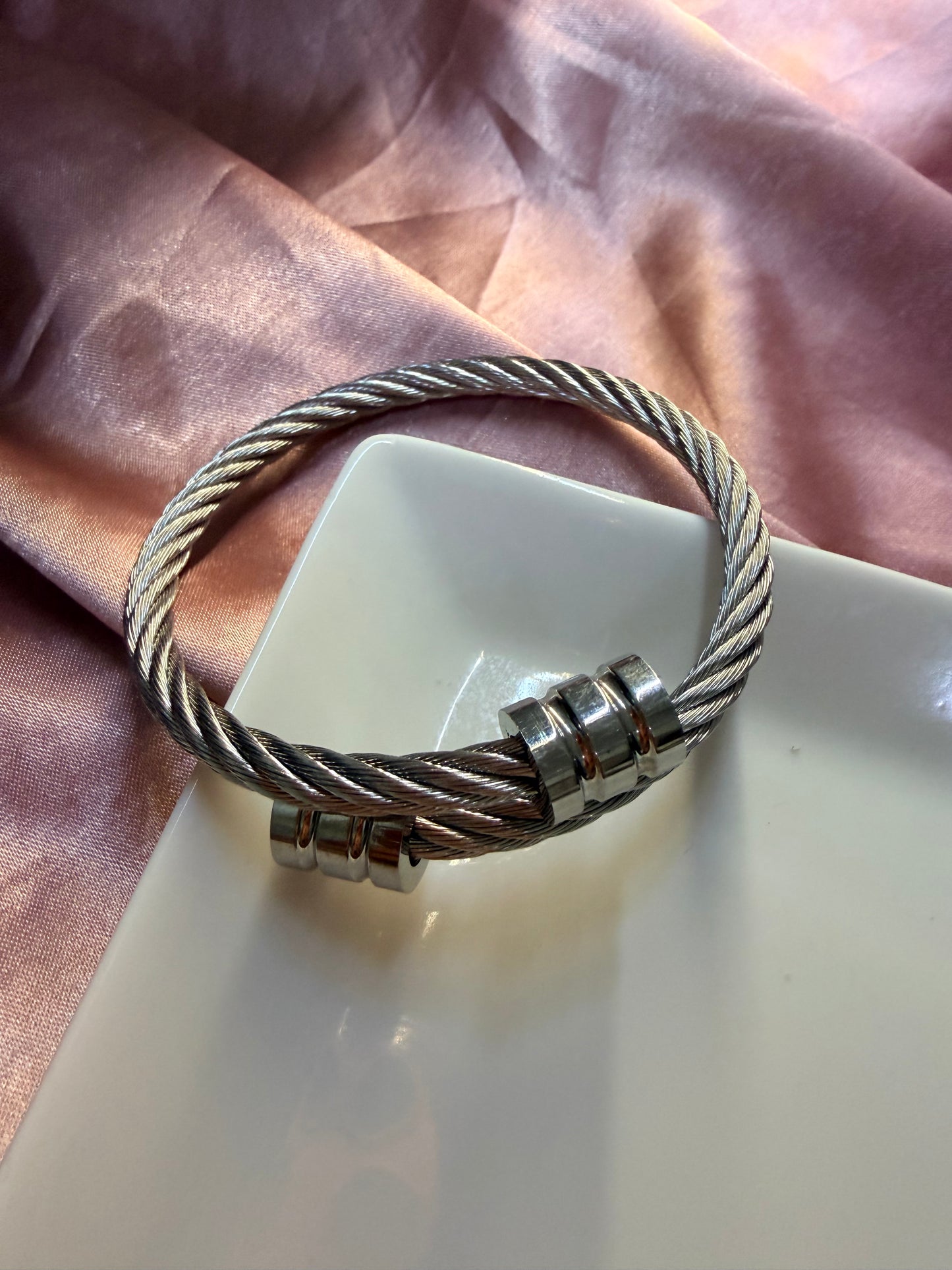 Charol Bangle