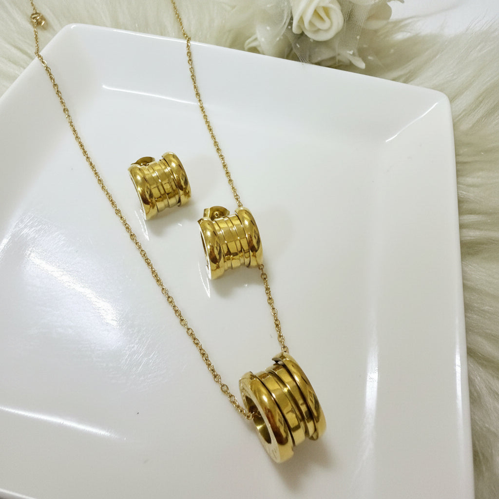 B zero Necklace and Earrings Set