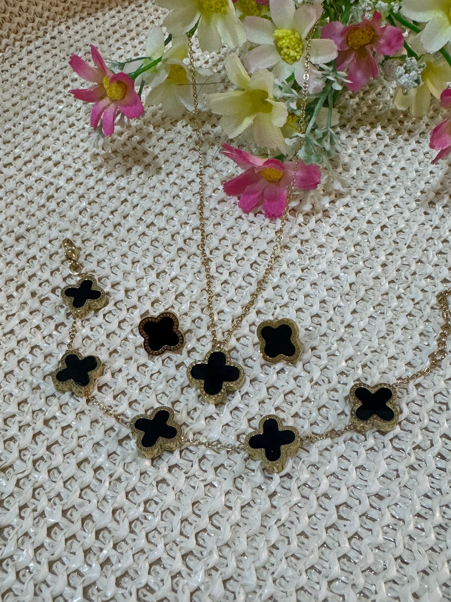 Four Leaf Clover Necklace Bracelet and Earrings Set Black