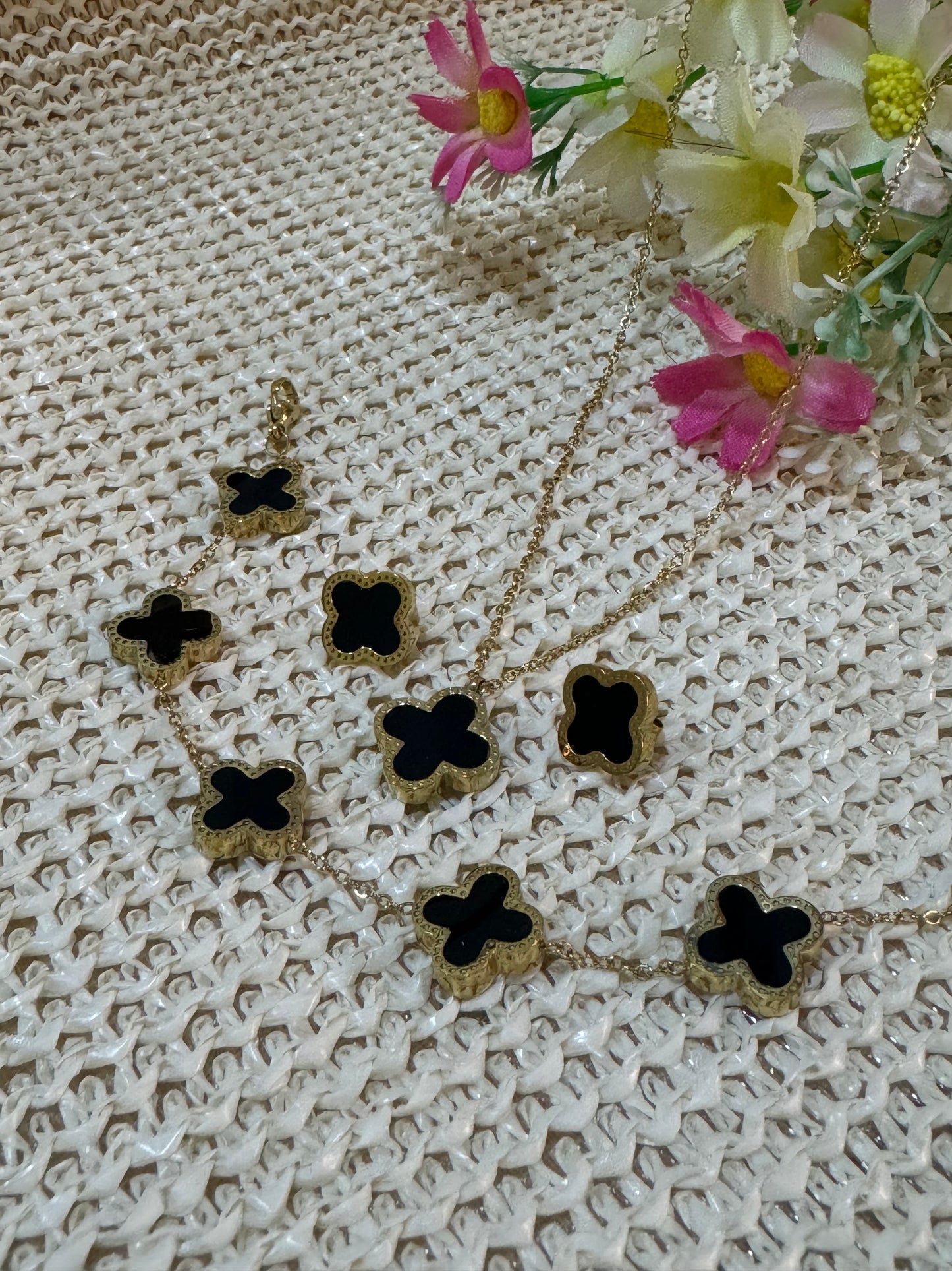 Four Leaf Clover Necklace Bracelet and Earrings Set Black