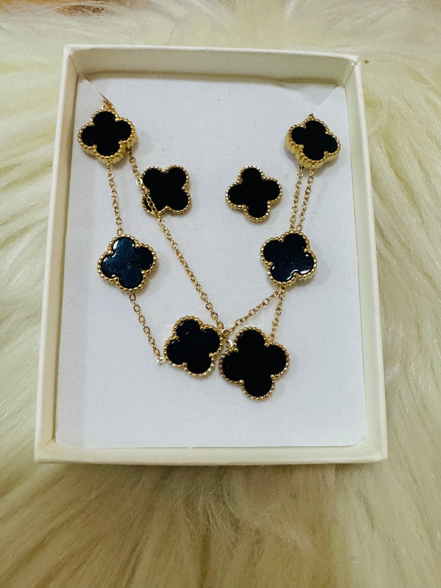 Four Leaf Clover Necklace, Bracelet and Earrings Set