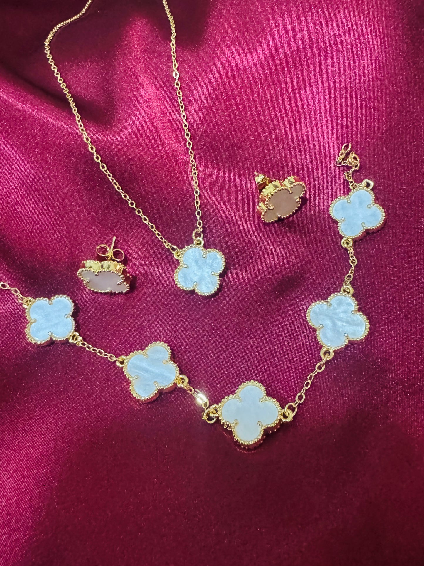 Four Leaf Clover Necklace, Bracelet and Earrings Set