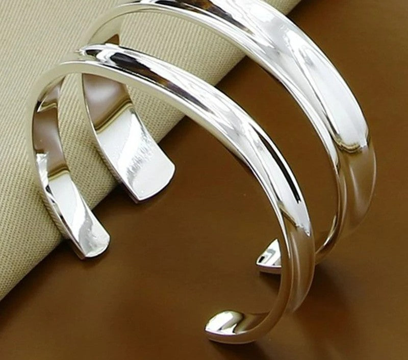 Phoebe 2 piece Bangle