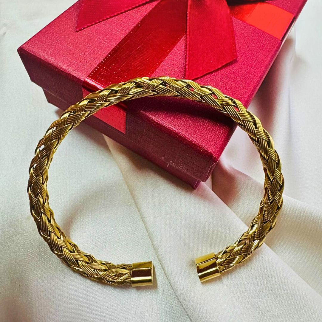 Yasmin Bangle