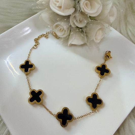 Four Leaf Clover Bracelet Black