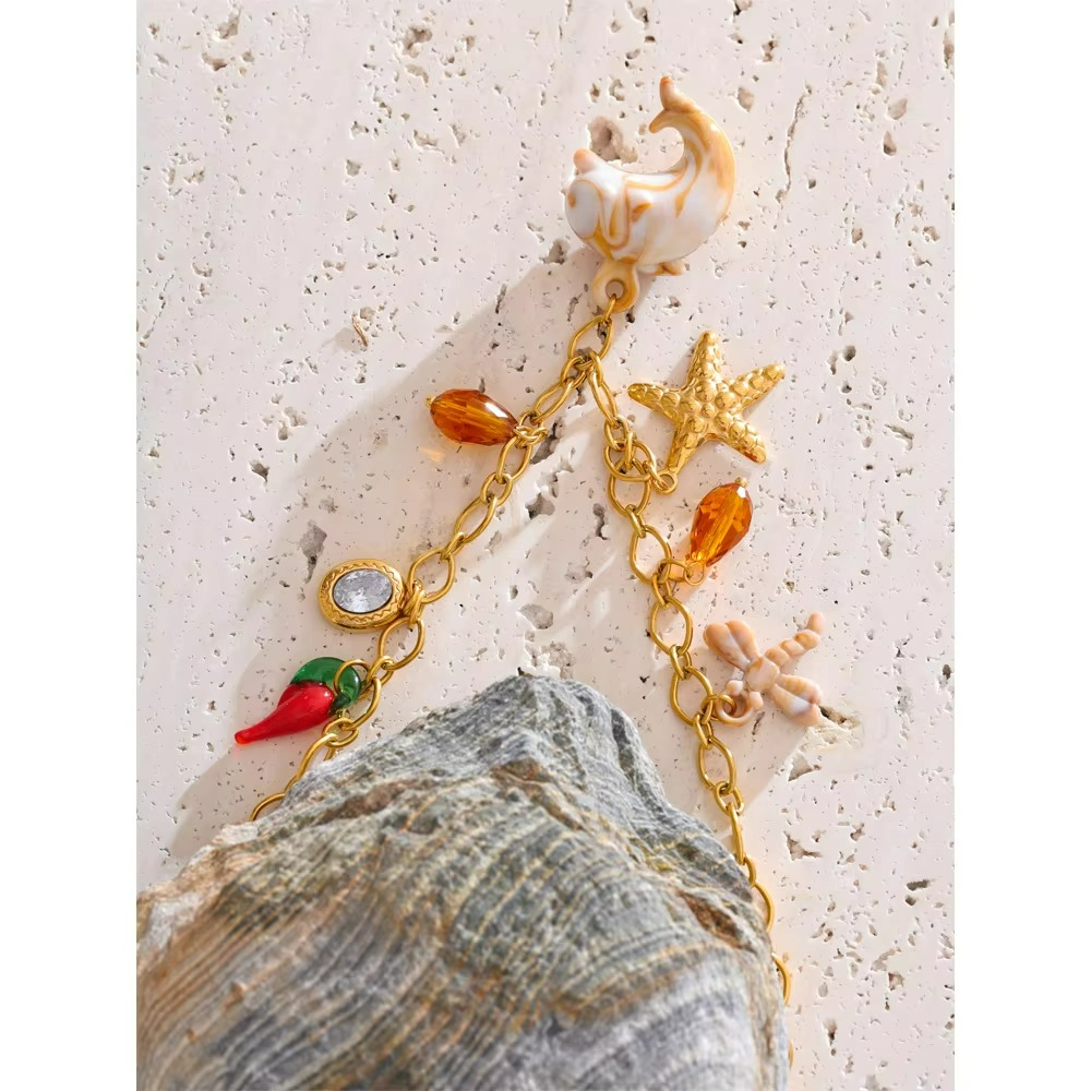 Shell Resin Dolphin Conch Necklace