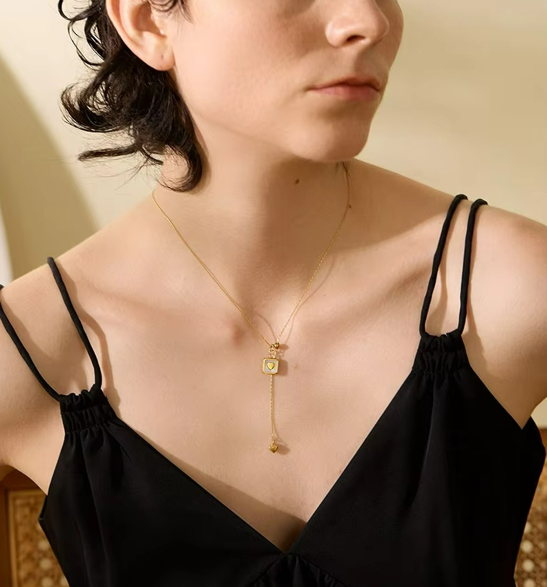 Square Heart Shell Pendant Necklace