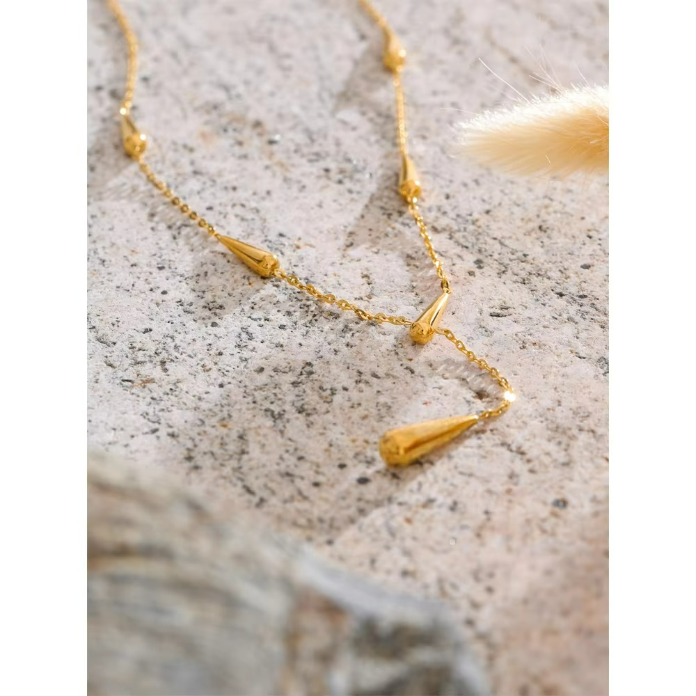 Water Drop Pendant Necklace