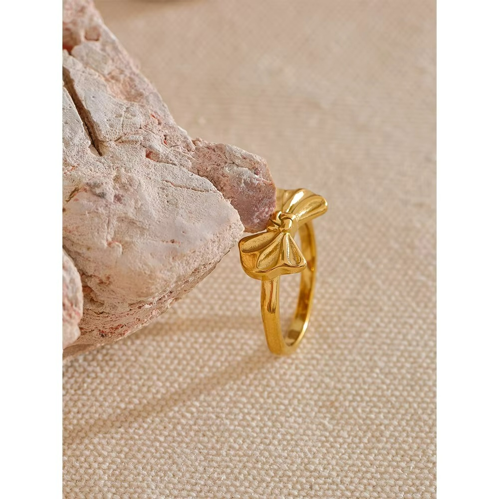 Bow Ring