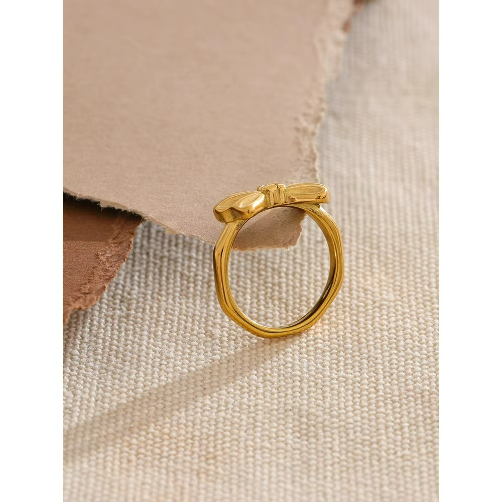 Bow Ring