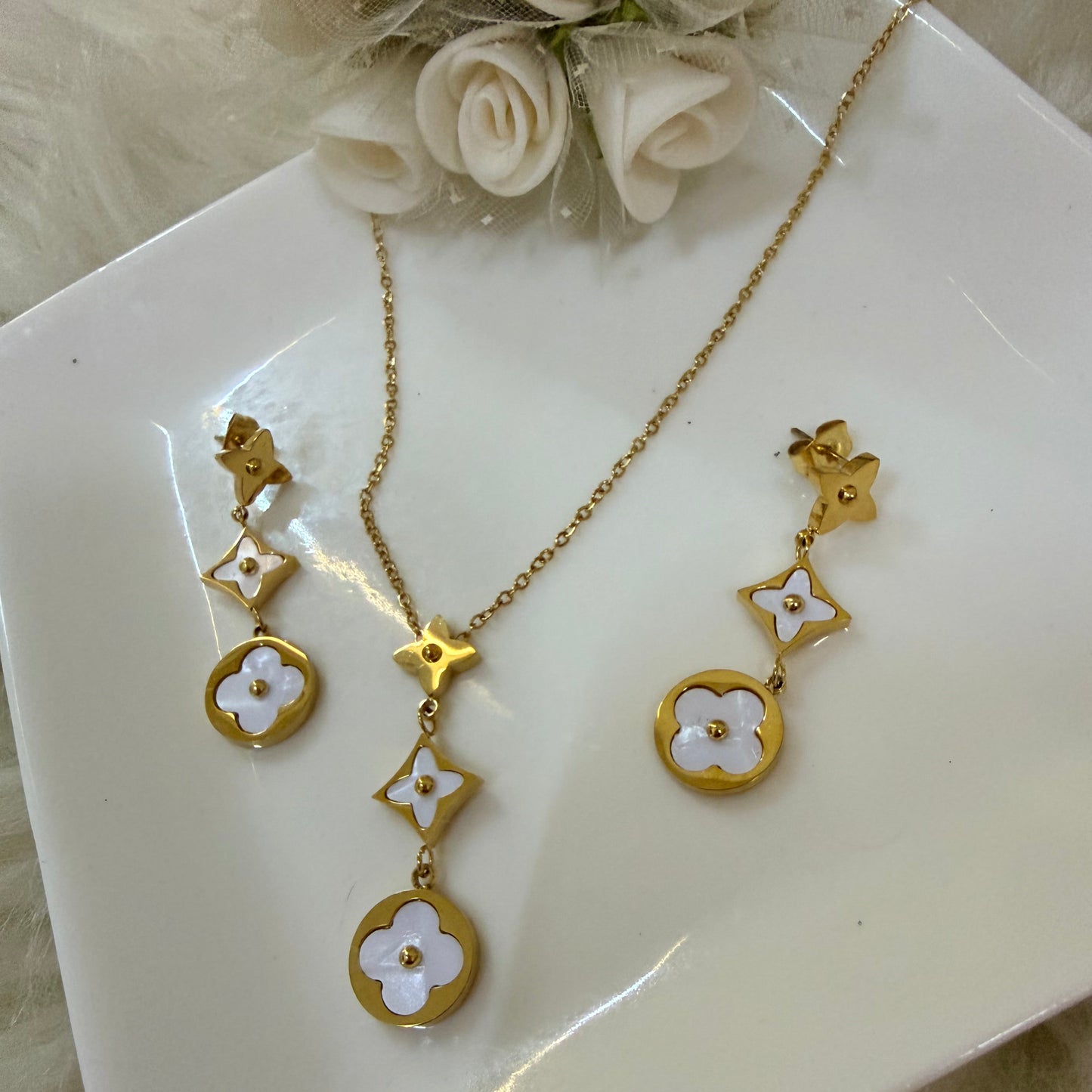 Floral Necklace and Earrings Set