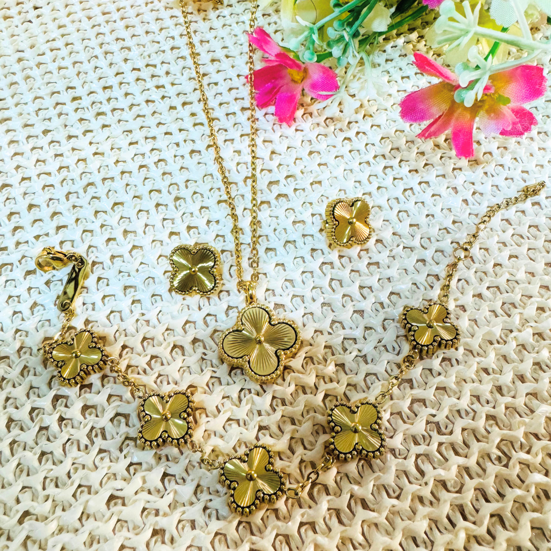 Four Leaf Clover Necklace Bracelet and Earrings Set