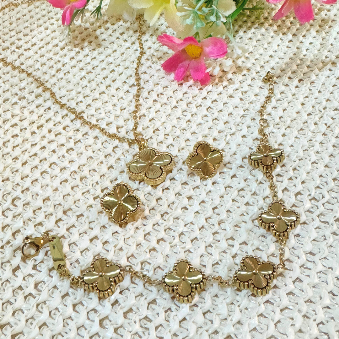 Four Leaf Clover Necklace Bracelet and Earrings Set