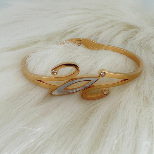 Magic Swan Bangle