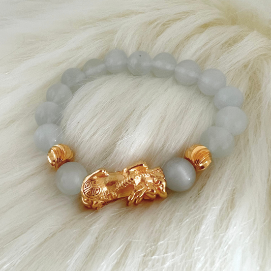 Pixiu White Natural Stone Wealth Bracelet