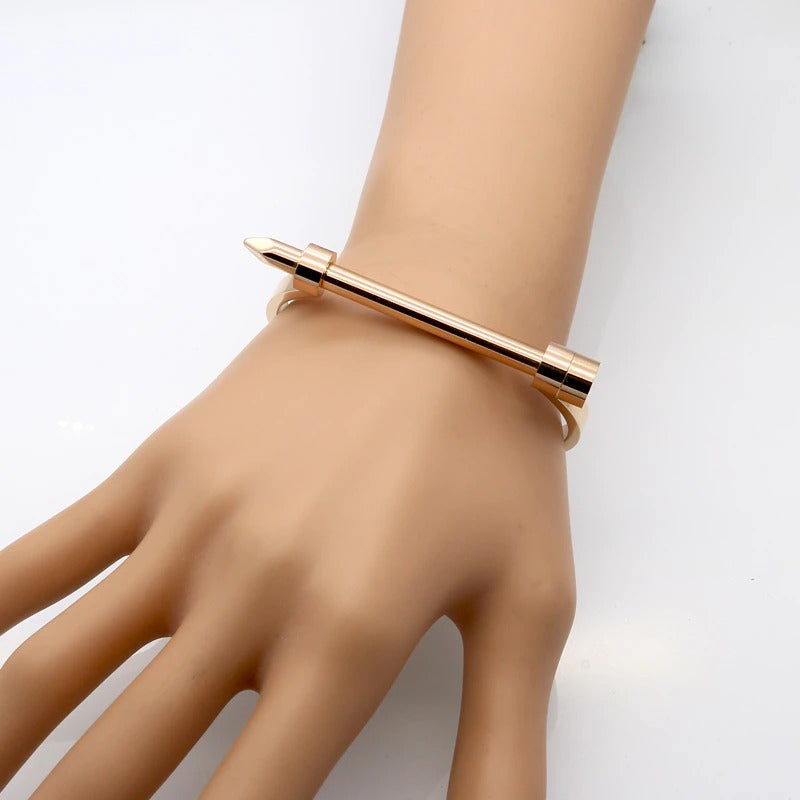 Vintage Design Bangle